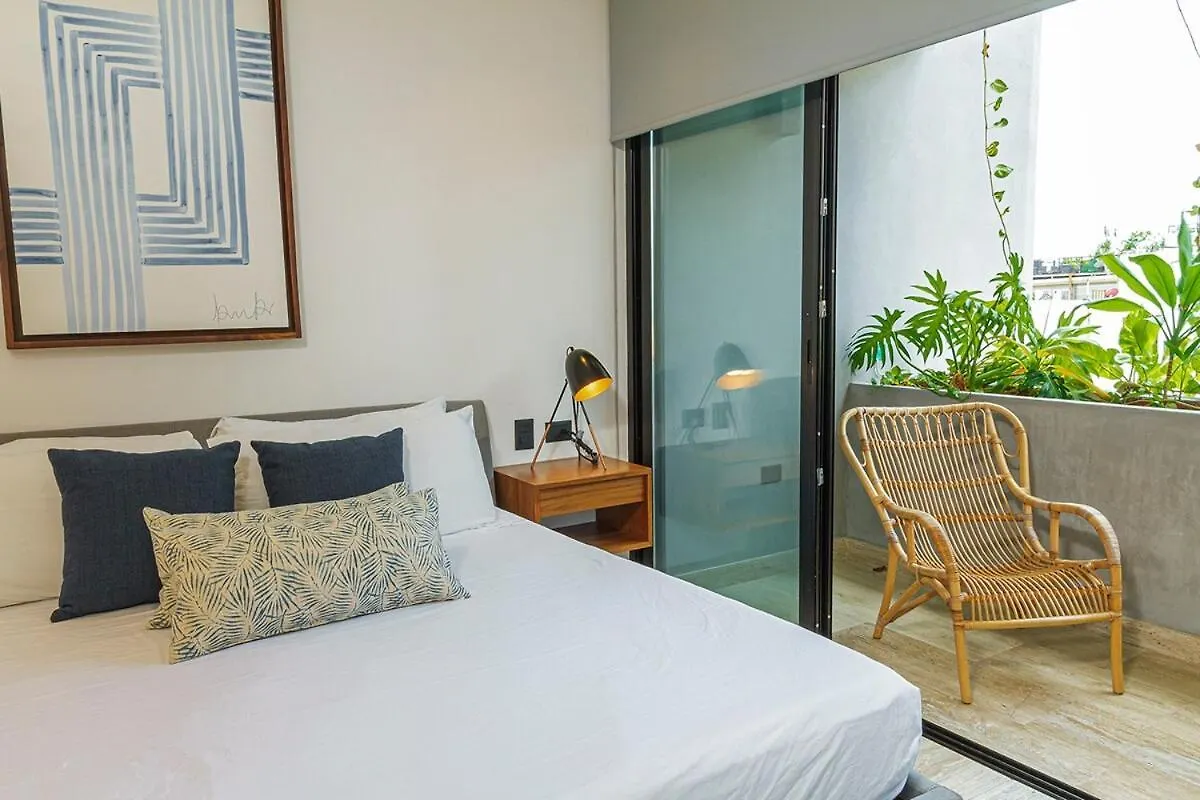 Vibrant Studio Near 5Th Avenue Playa del Carmen México